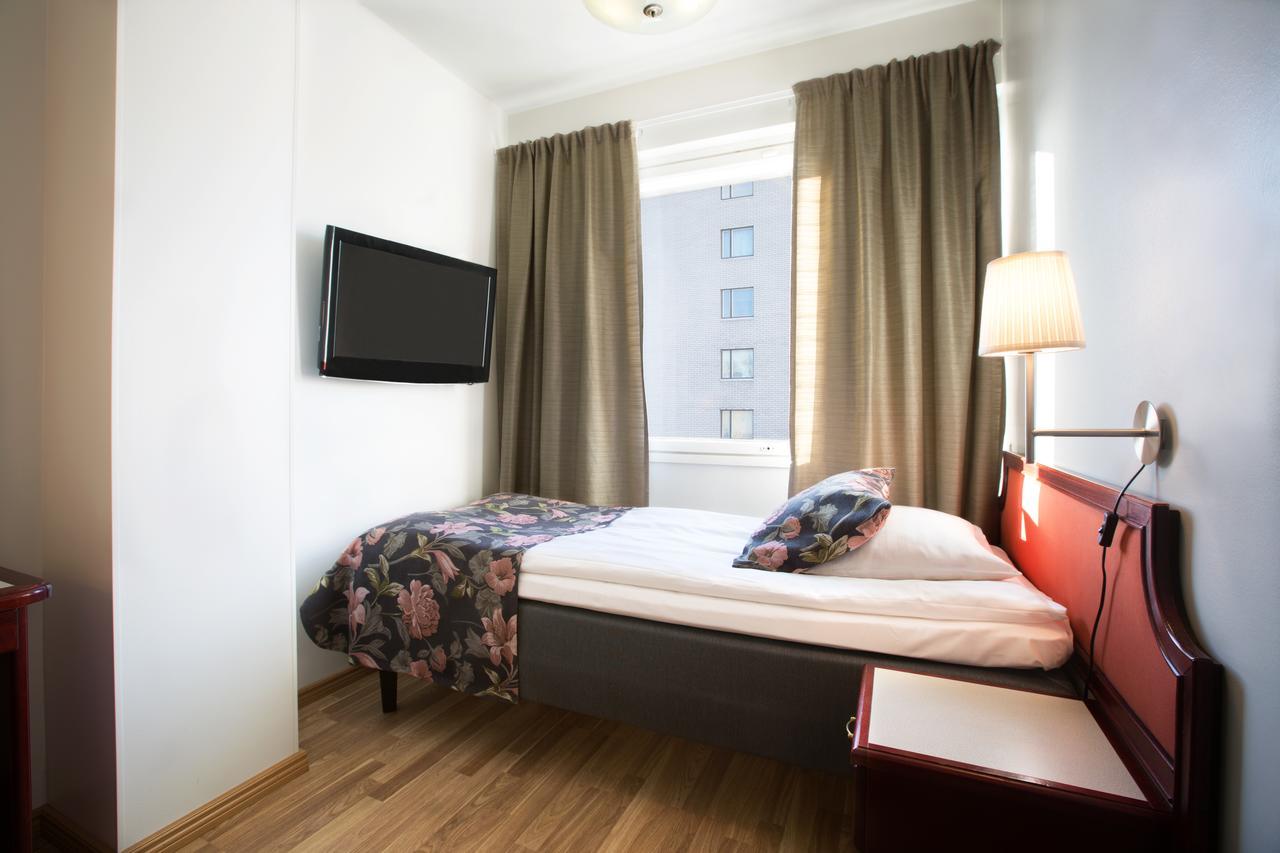 Hotel Milton Ювяскюля Экстерьер фото